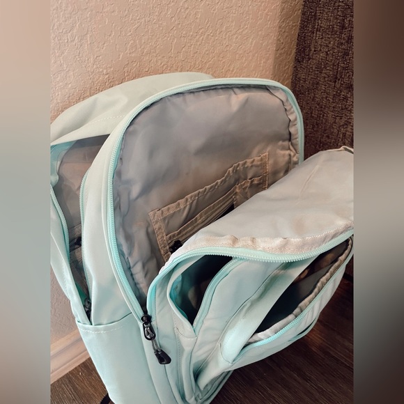 Backpack - Picture 3 of 11